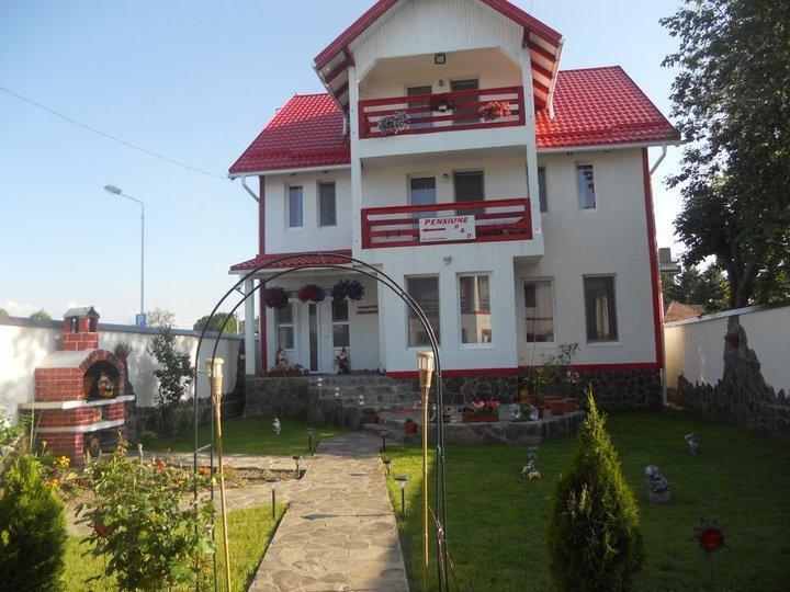 Pensiunea D&D Făgăraş Eksteriør billede